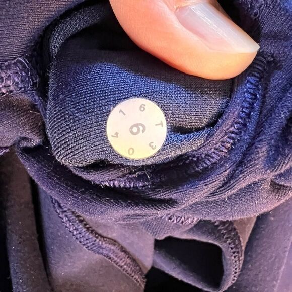 Lululemon purple blue High Times Tech Mesh 6 - Picture 11 of 13